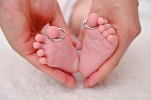 长兴怀孕肚子一边高一边低 长兴怀孕肚子一边高一边低